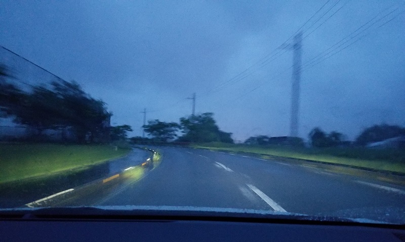 雨の運転