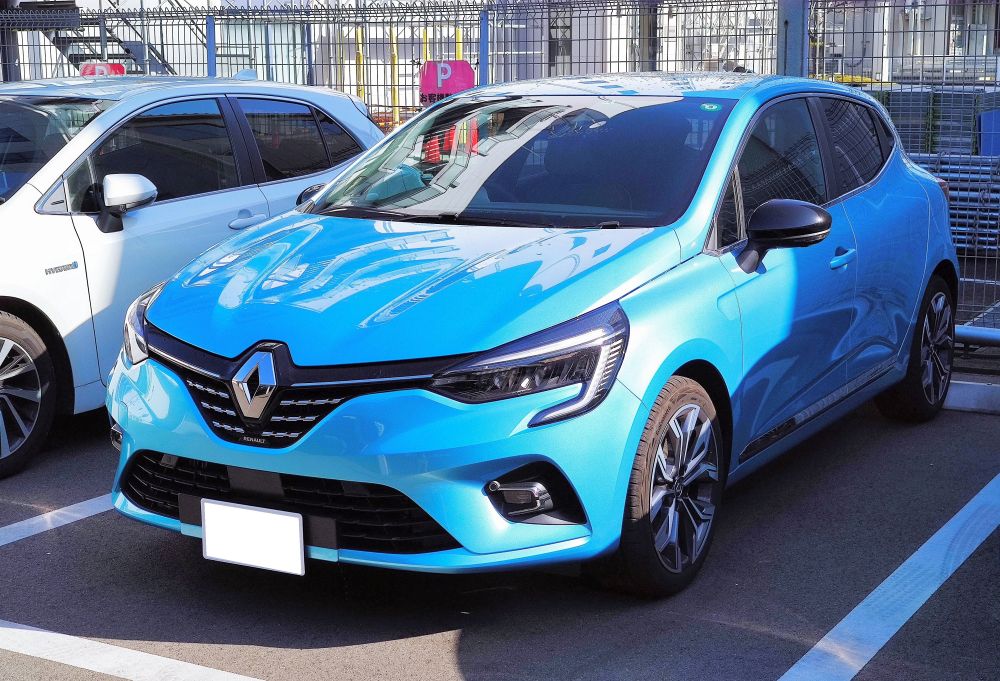 新型 ルーテシア ついにacc搭載 試乗して評価してみました Attract Car